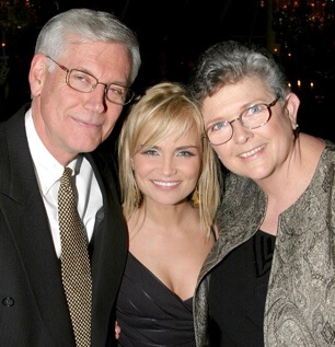Mark Chenoweth's parents and sister.
